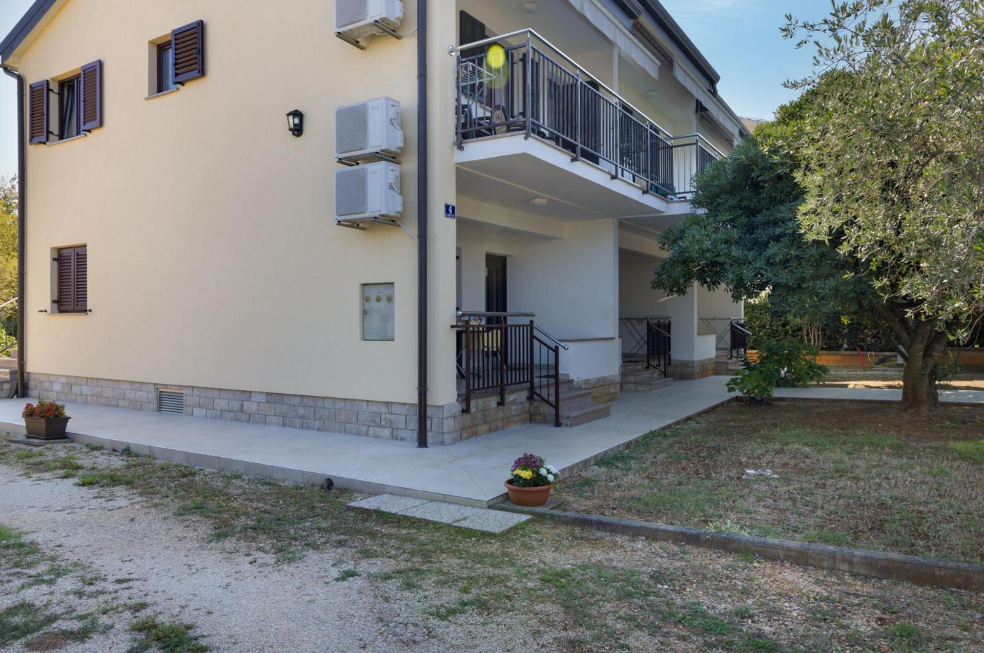 Mirko Apartment Porec Exterior photo